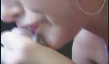 セクシーな女の子の喉を吸う 女性 向け 無料 サンプル 動画