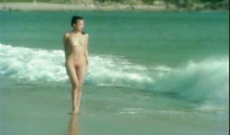 裸のビーチにレズビアン 30 代 女性 エロ 動画